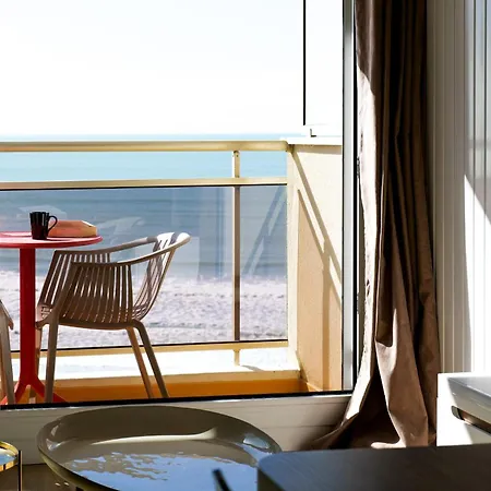 Appartement Refait A Neuf - Superbe Vue Grande Plage Des Sables - 2 Pers Les Sables-d'Olonne Exterior photo